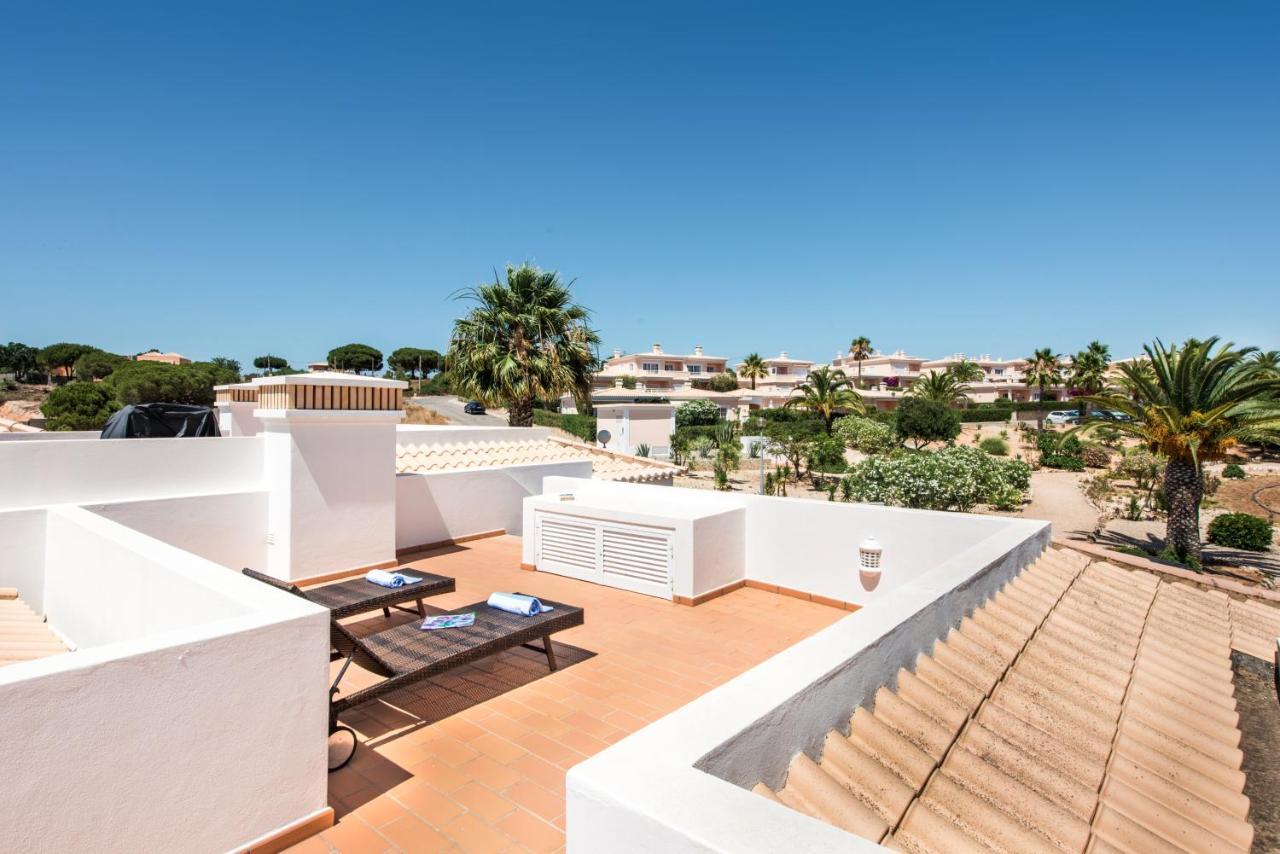 Beautiful Two Bedroom Apartment With Roof Terrace Carvoeiro  Luaran gambar