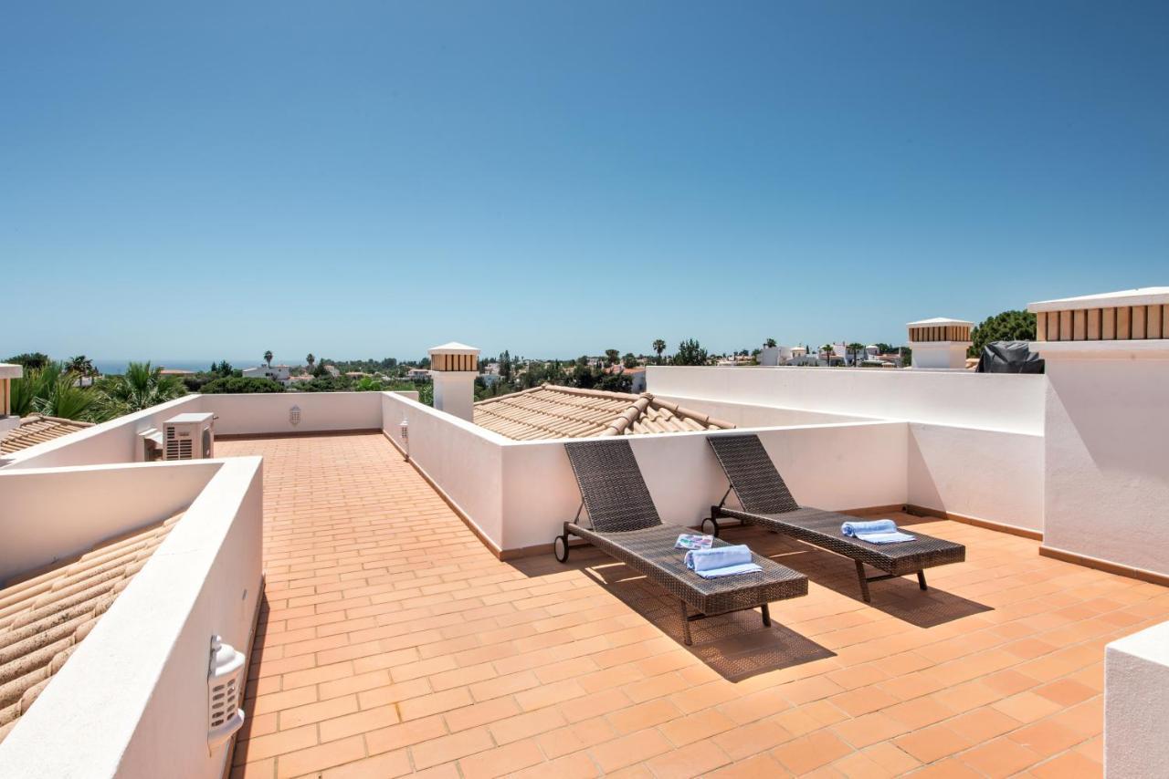 Beautiful Two Bedroom Apartment With Roof Terrace Carvoeiro  Luaran gambar
